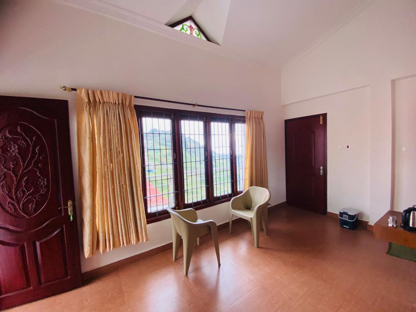 Vetri Flats 3*