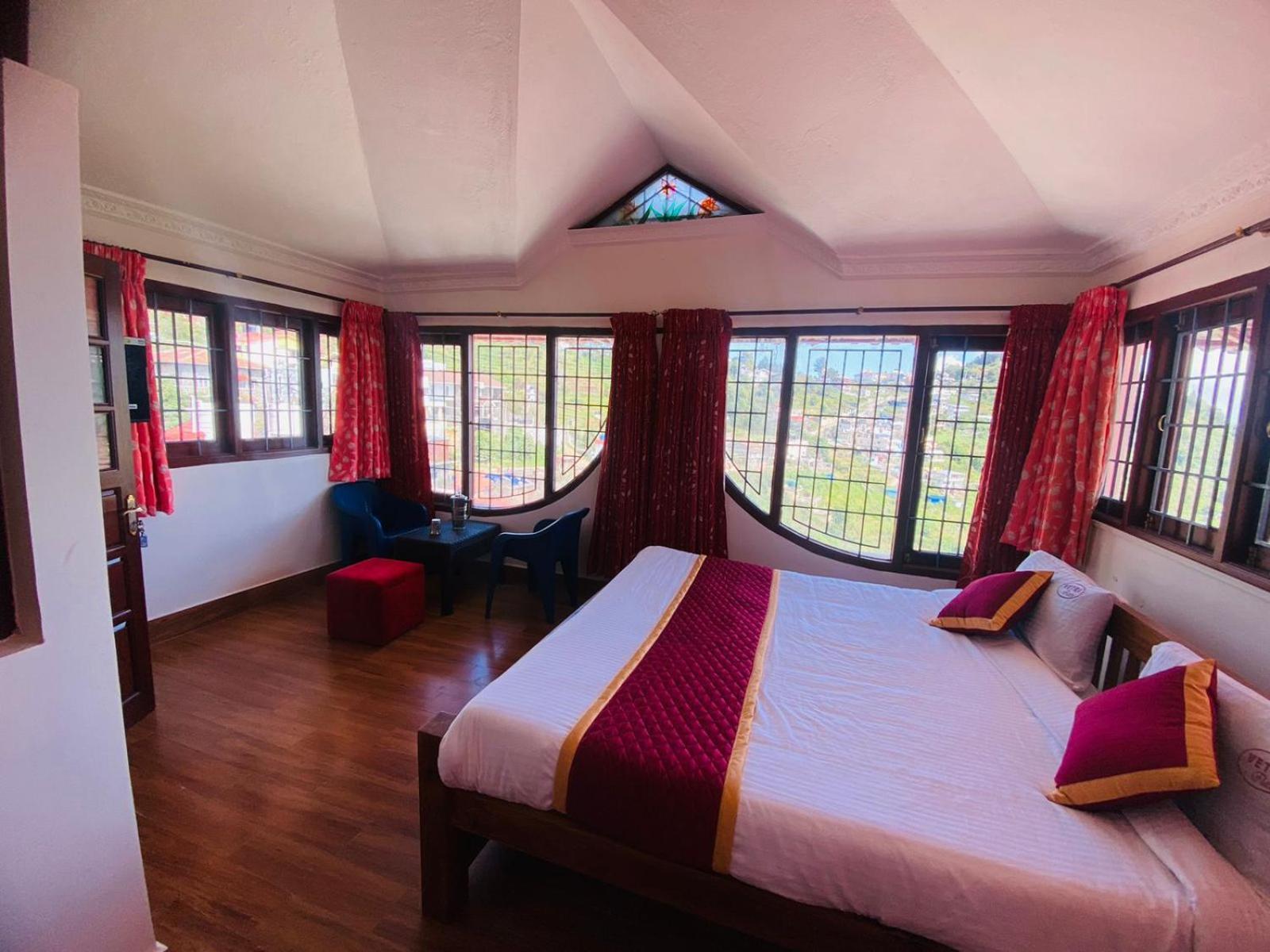 Vetri Flats Kodaikanal