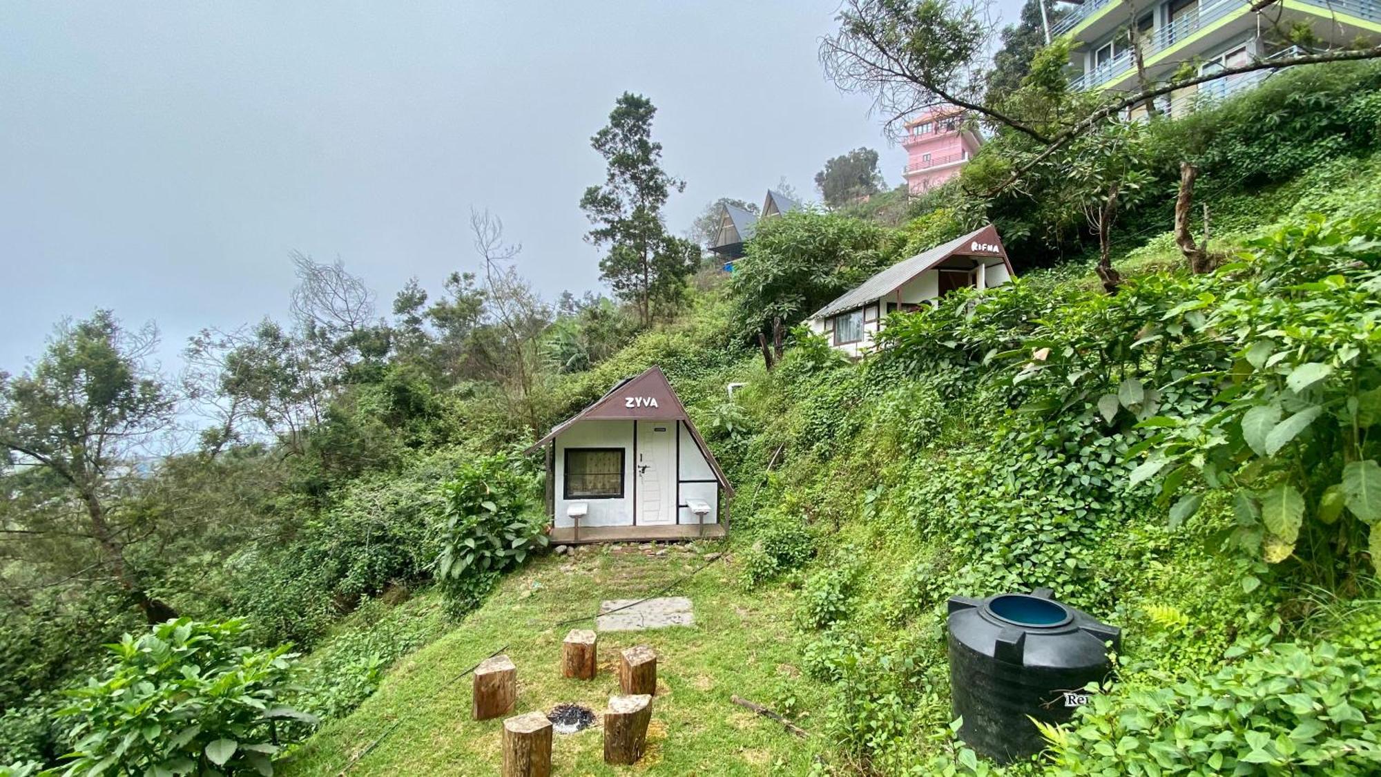 Radiance Art Residency Poombarai Hotel
