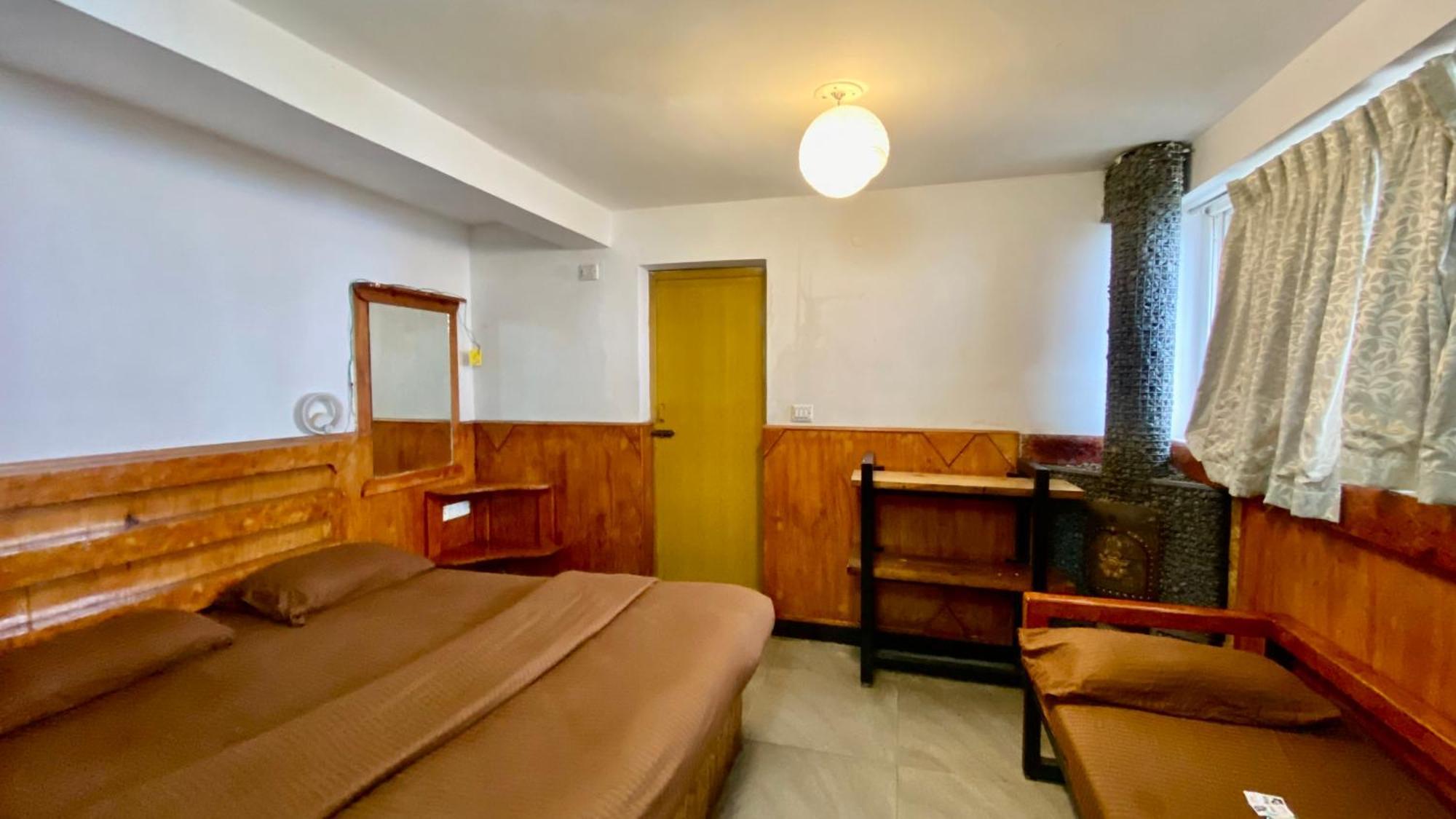 Hotel Radiance Art Residency Poombarai Kodaikanal