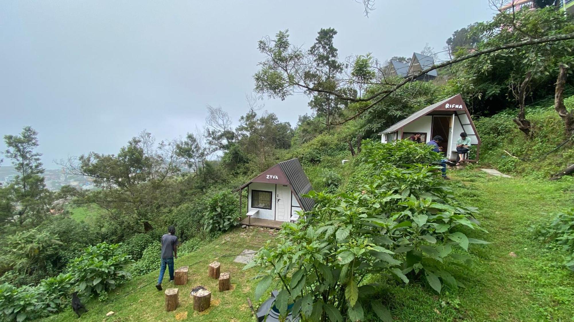 Radiance Art Residency Poombarai Hotel