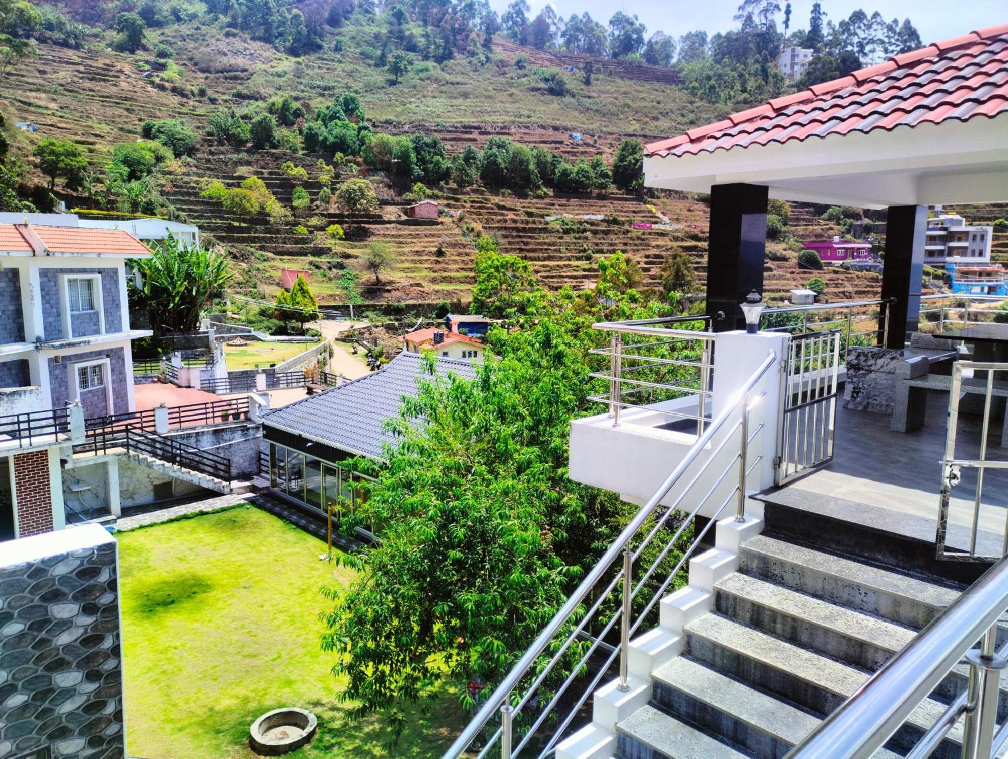 Hotel Regalia Kodai 3*