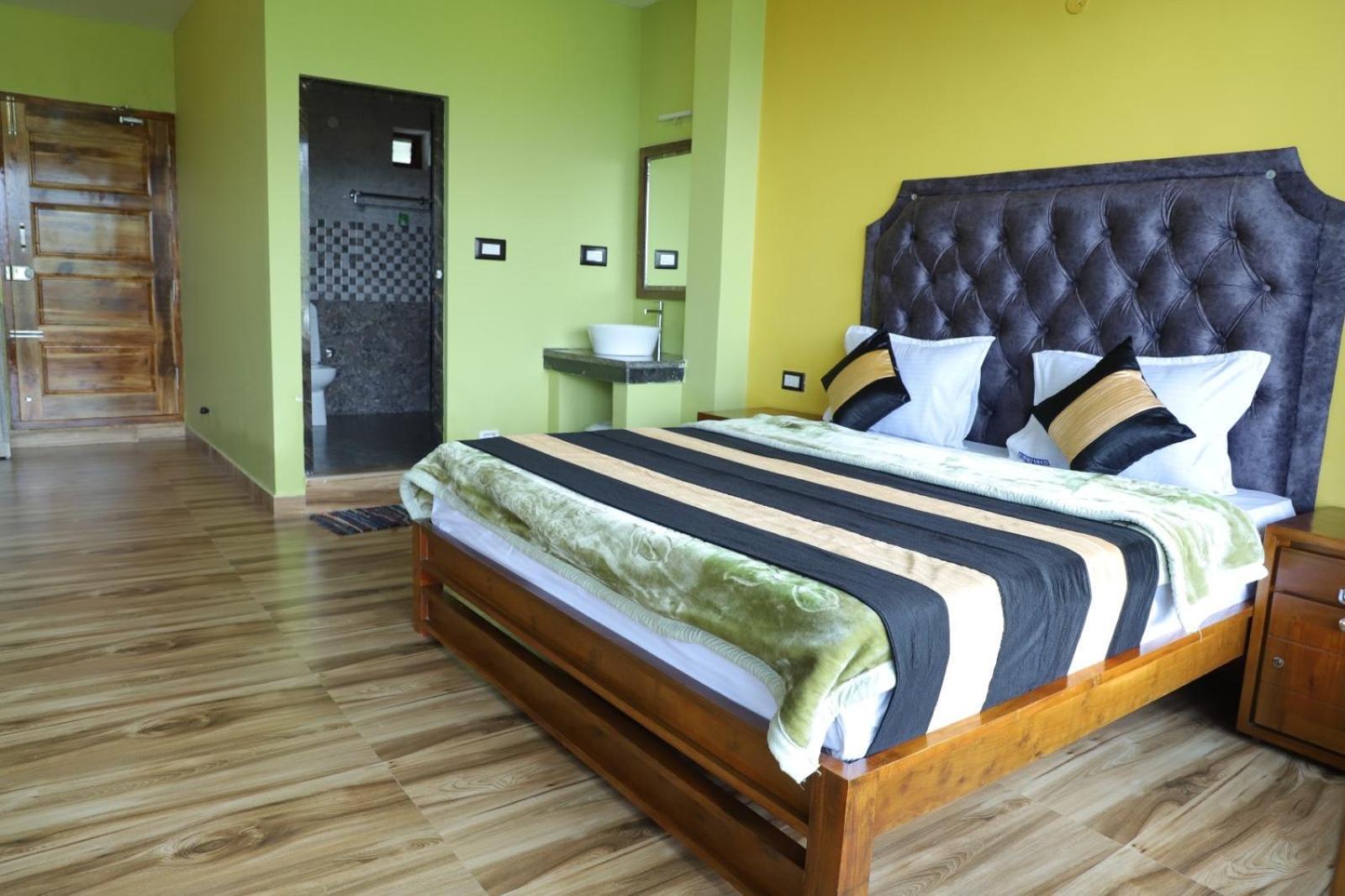 Kurinji Amaze Farmstay,resort,trek&tent Campsite