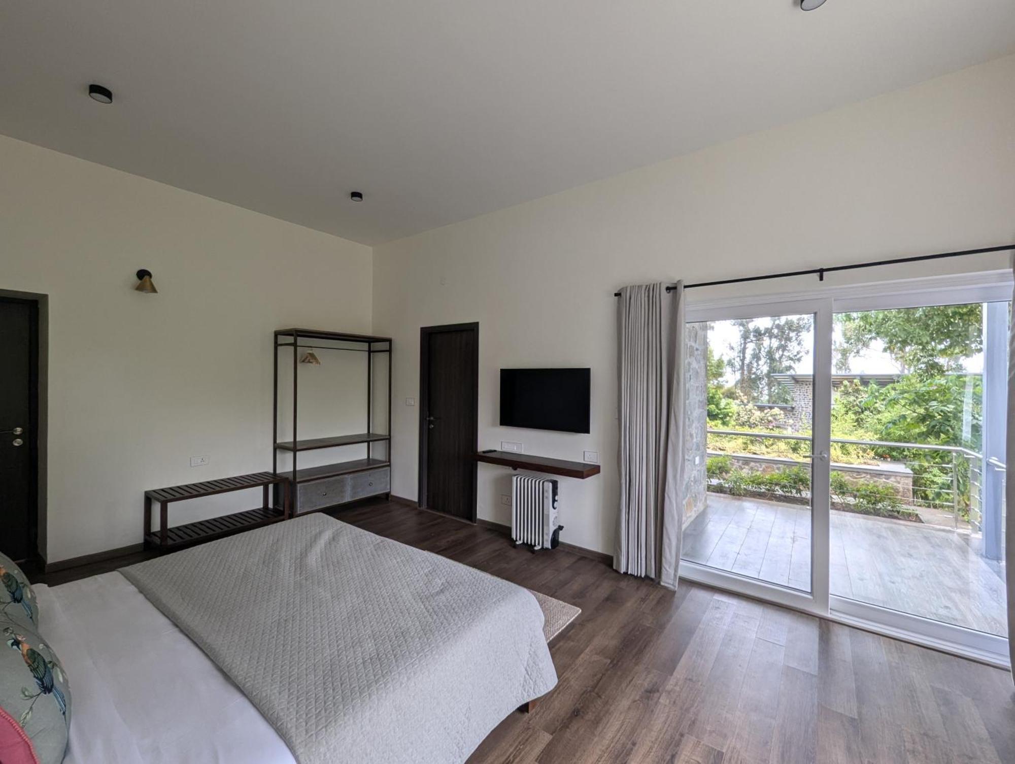 Villa Sunny Woodlands Estate By Luxunlock Private