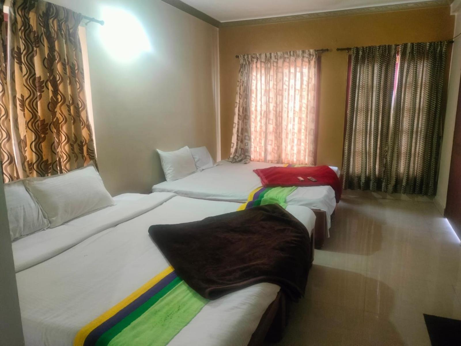Hotel Rahul Stone Palace
