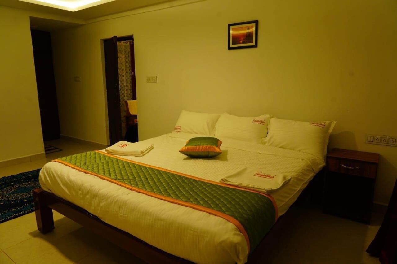 Leos Paradise Homestay