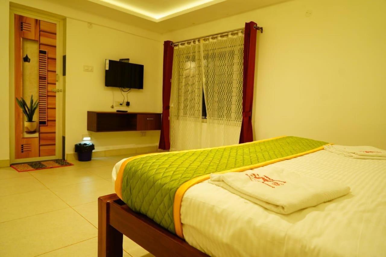 Leos Paradise Homestay