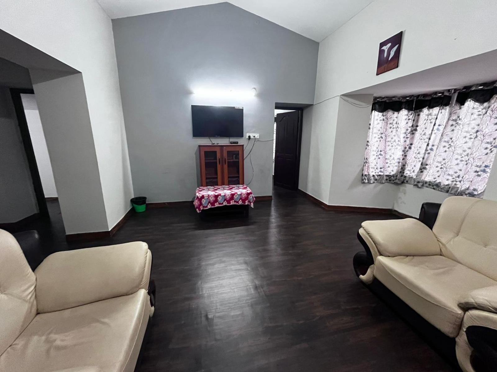 Rainland Holidays Hotel