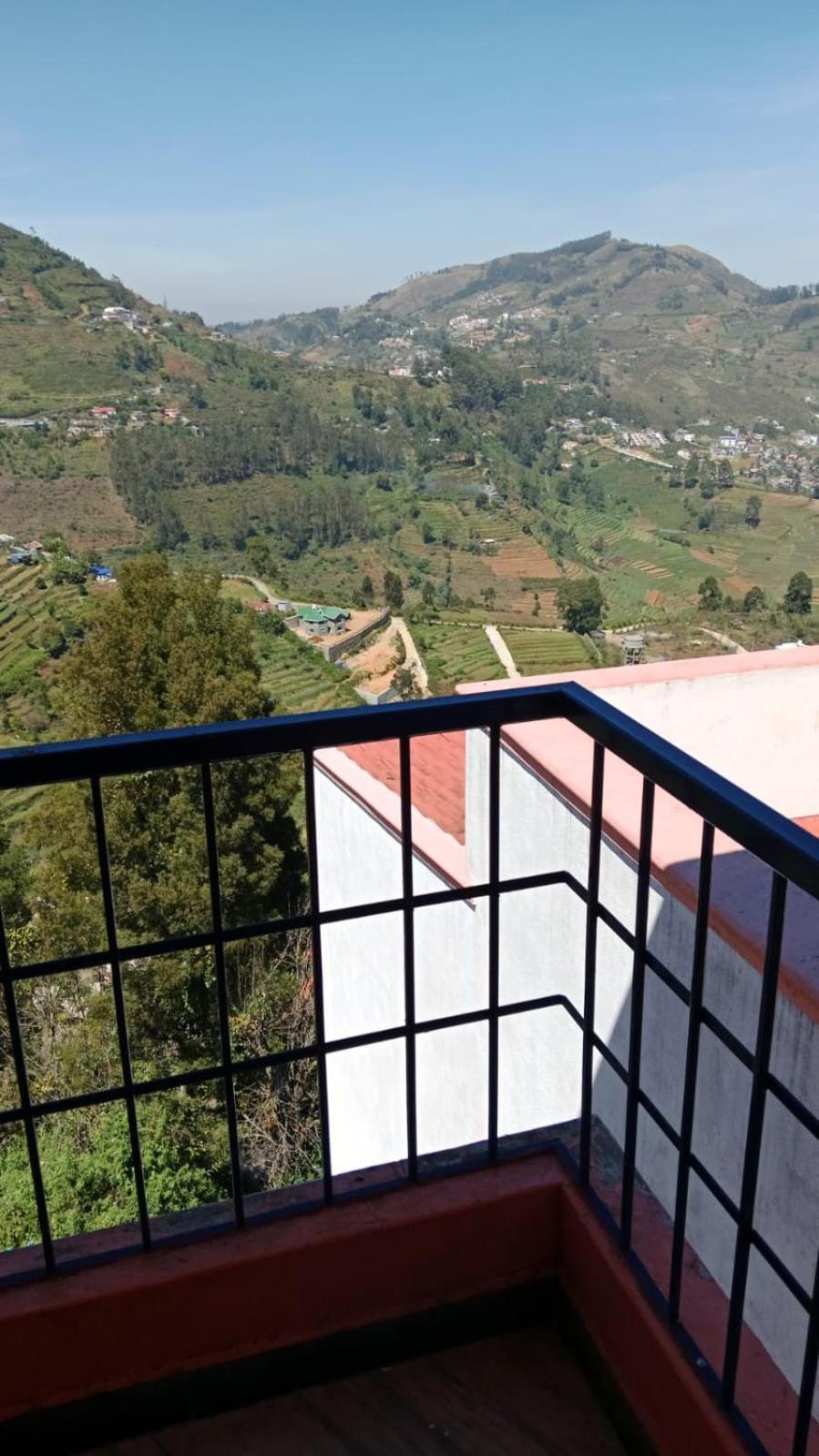 Kurinji Orange Homestay *