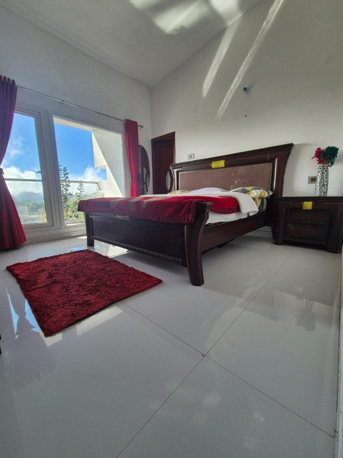 Cloud Nine Kodai, Family Only Boutique * Kodaikanal