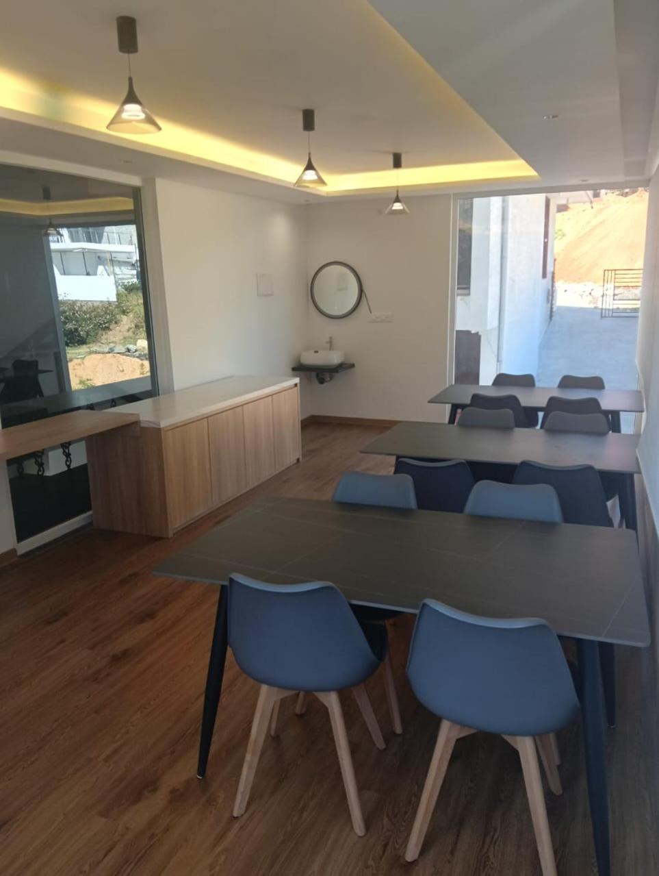 Homestay Spring Valley Enclave *
