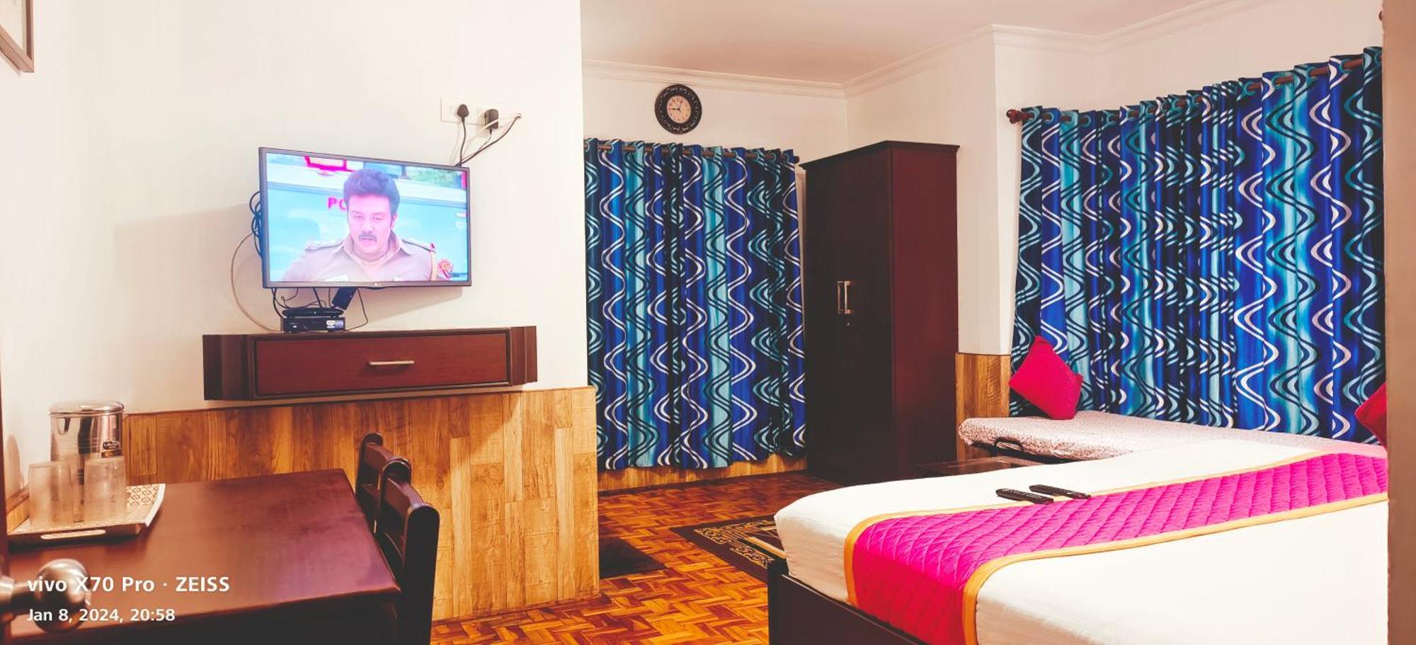 Kevins Bearshola Residency Homestay