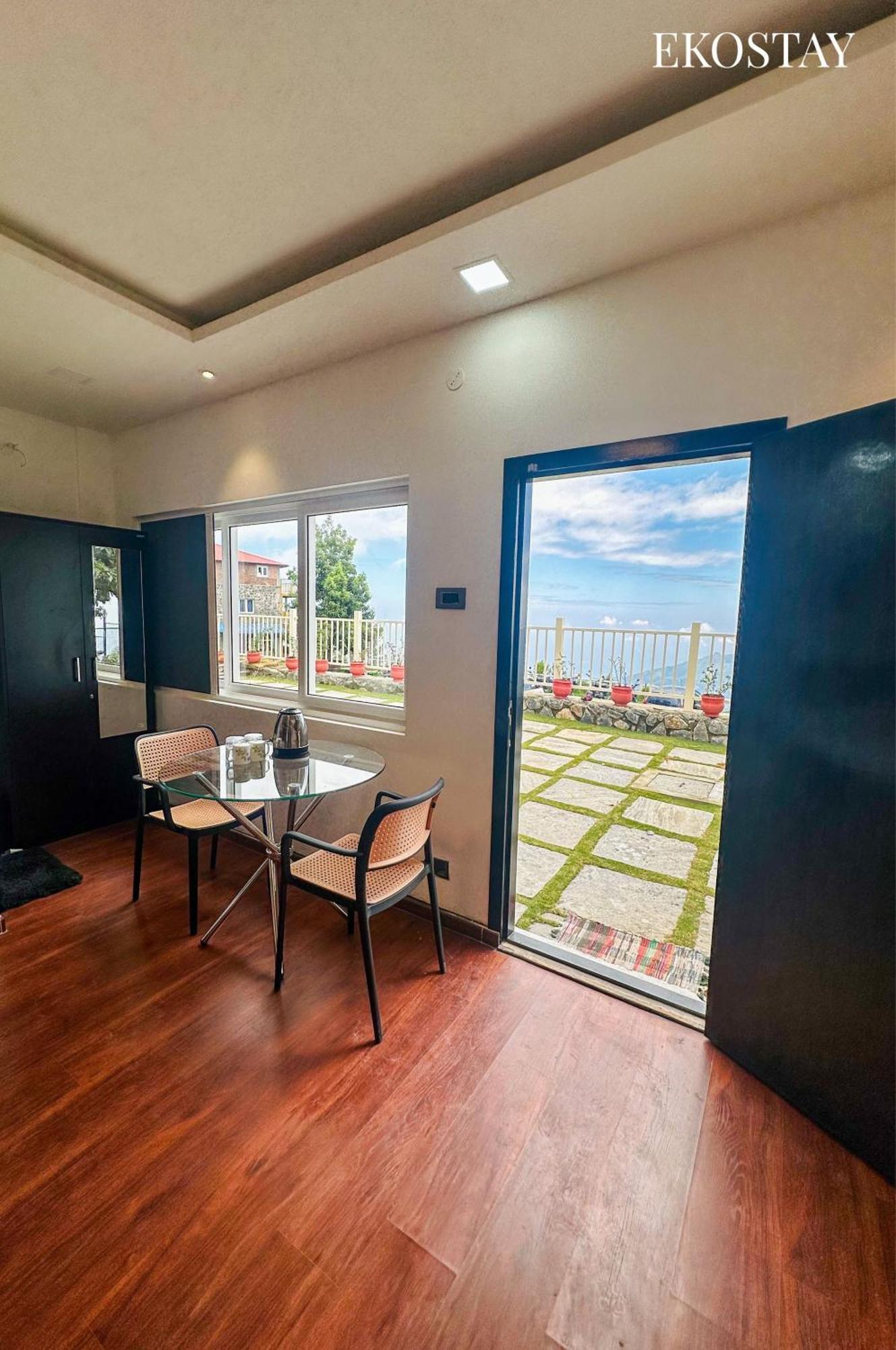 Ekostay - Whispering Clouds Villa *