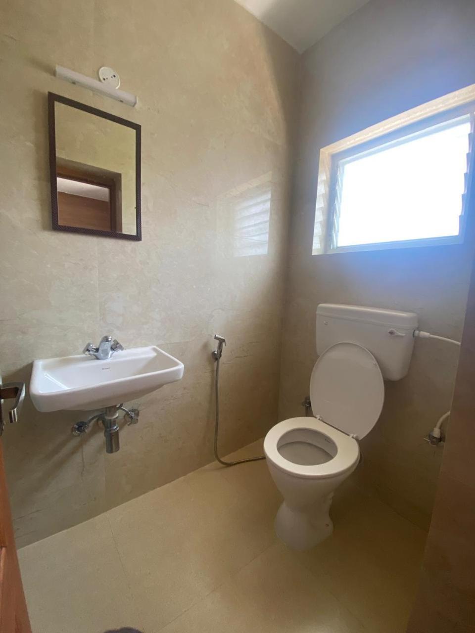 Homestay White Rose And