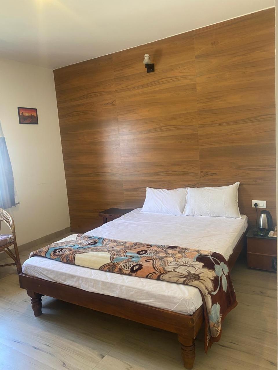 White Rose And Homestay Kodaikanal