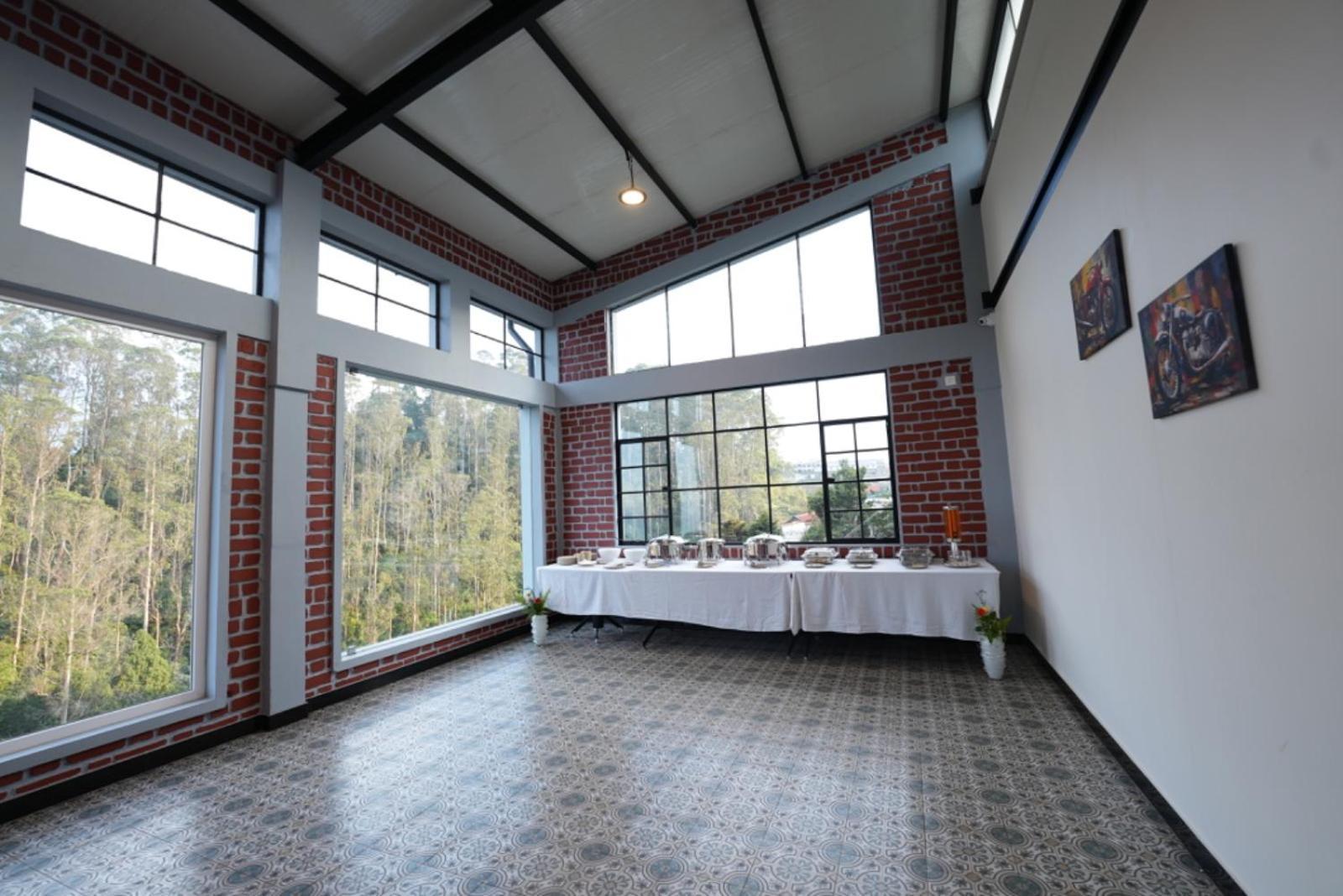 Resort Aura Crimson Vistas Kodaikanal