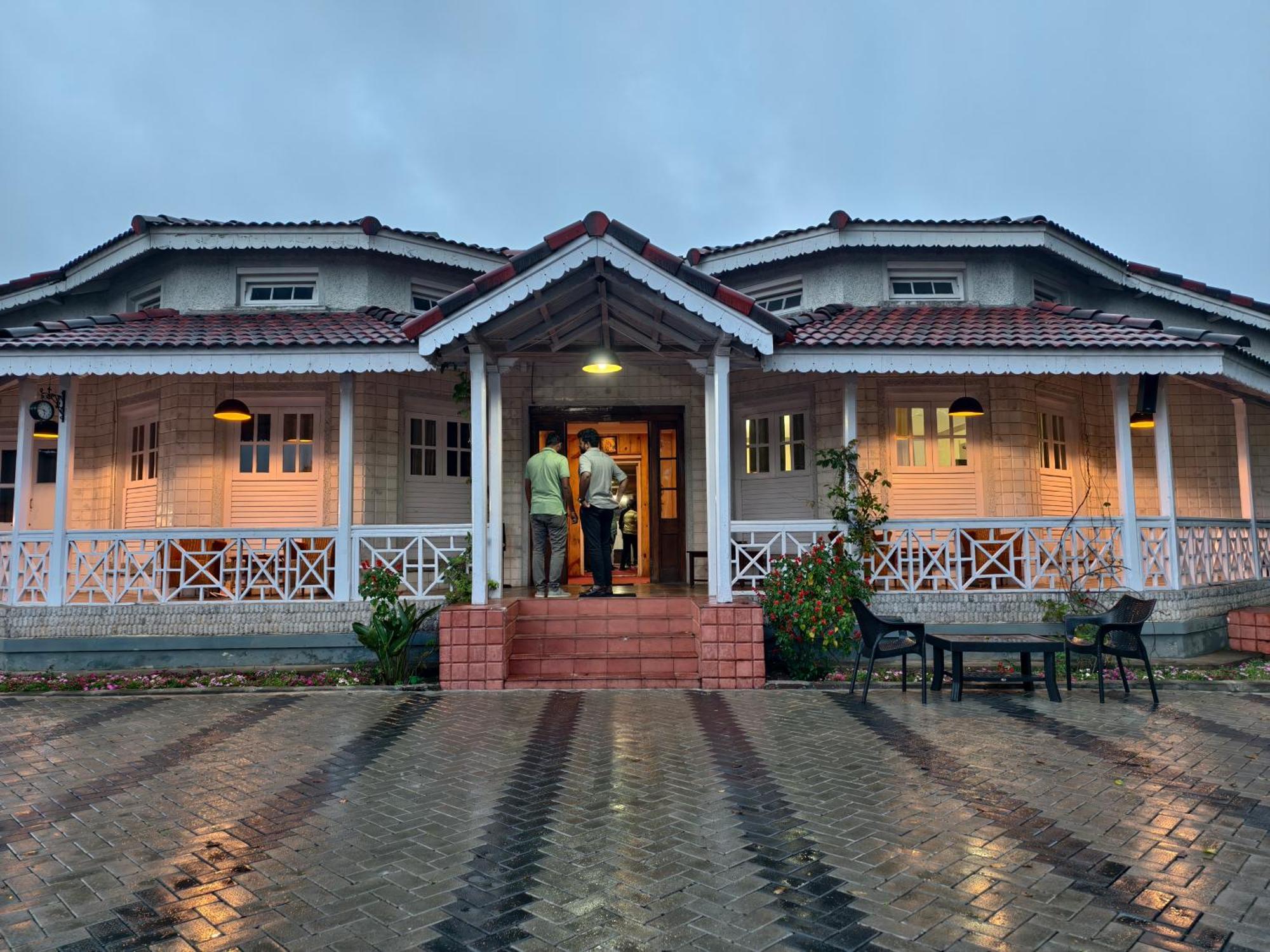 Hotel Bruton Kodaikanal