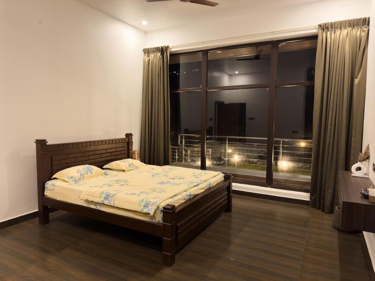 Peaks And Valleys Villa