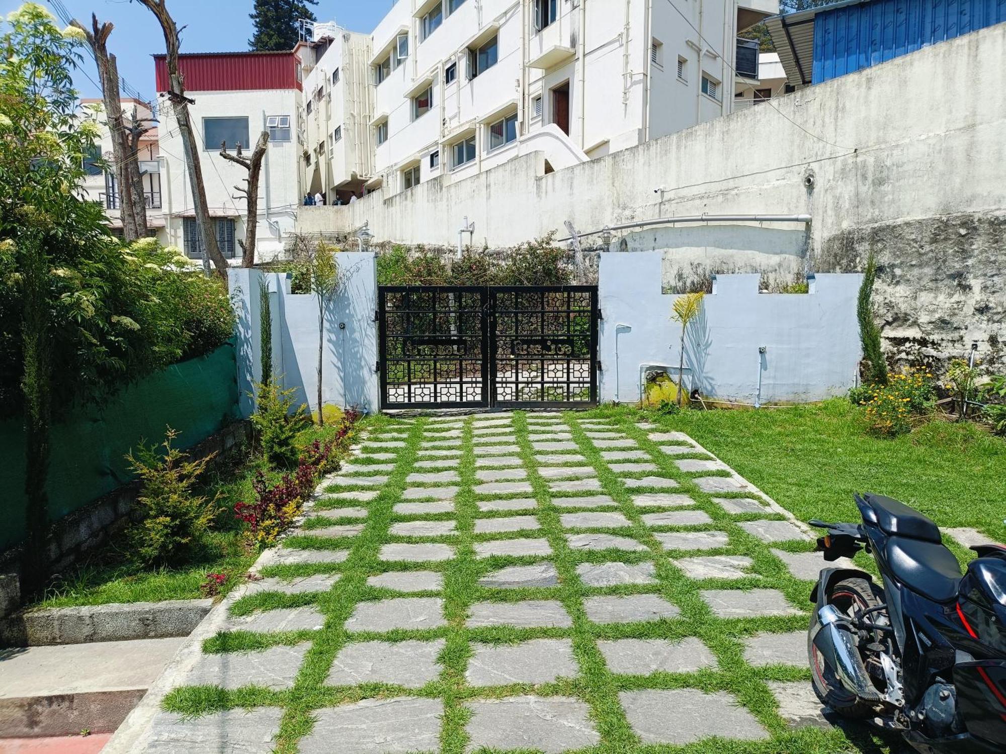 Lakshmi Bhavanam Guest house