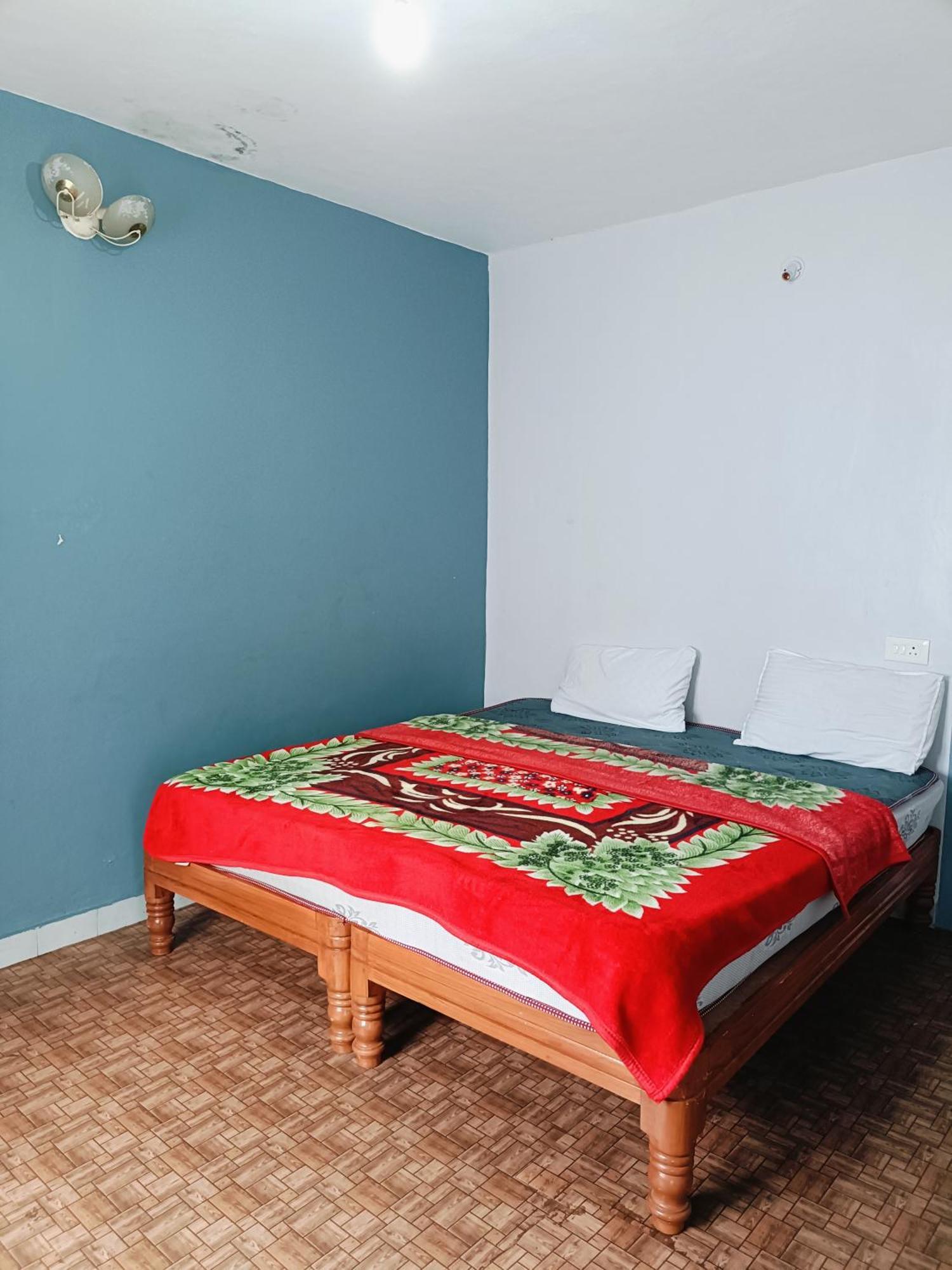 Guest house Lakshmi Bhavanam