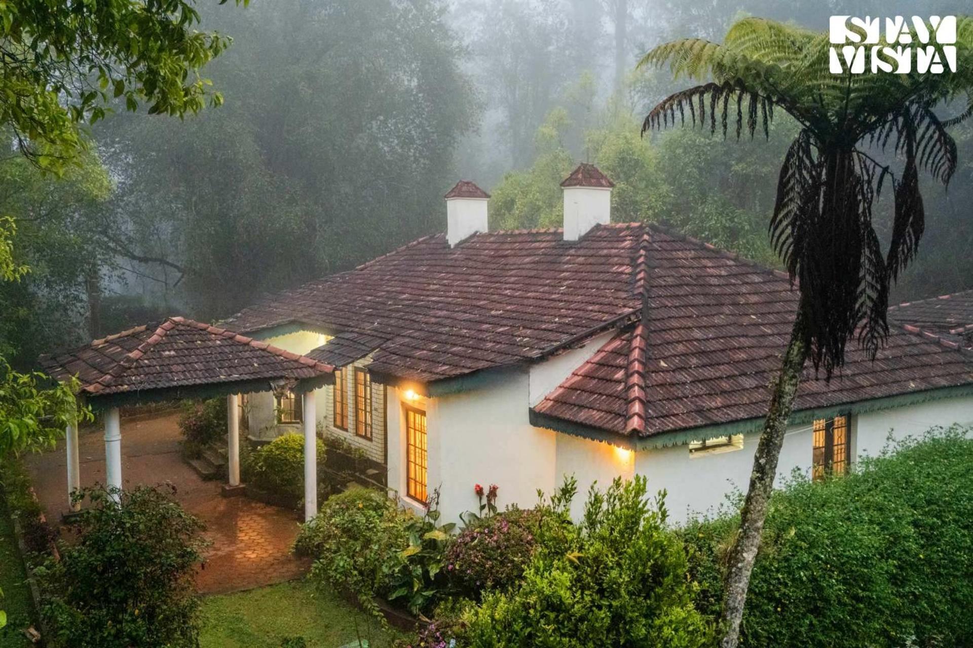 Stayvista At Serenity Of Sunny Side With Tv, Lawn, View Villa