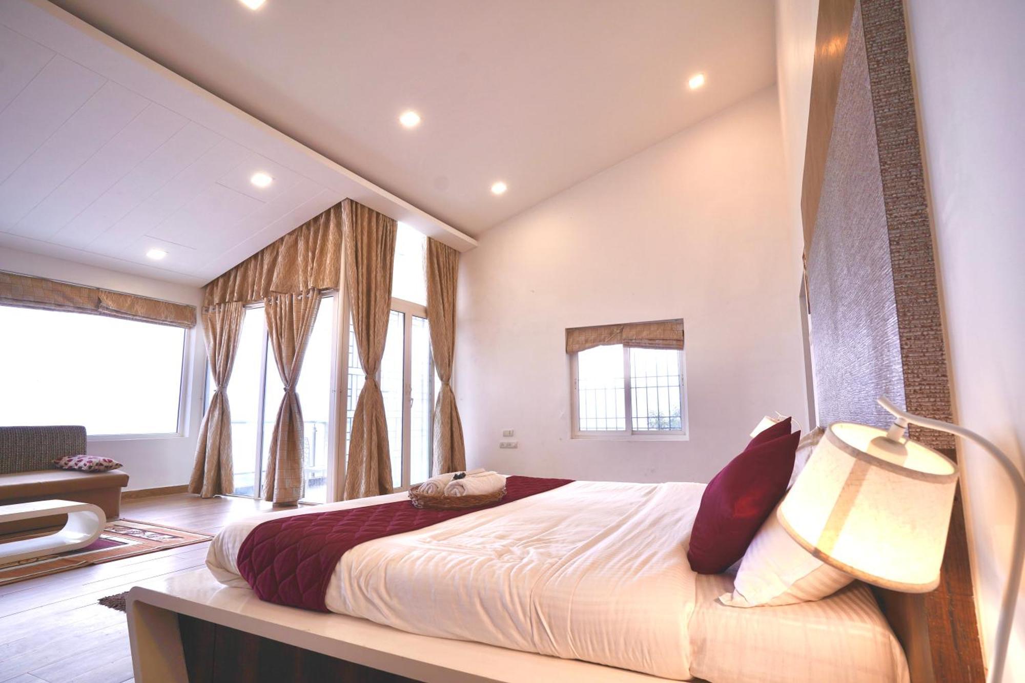 Villa Costa Fortune- Luxury 3 Bedroom With Mind Blowing Mountain And Valley View *