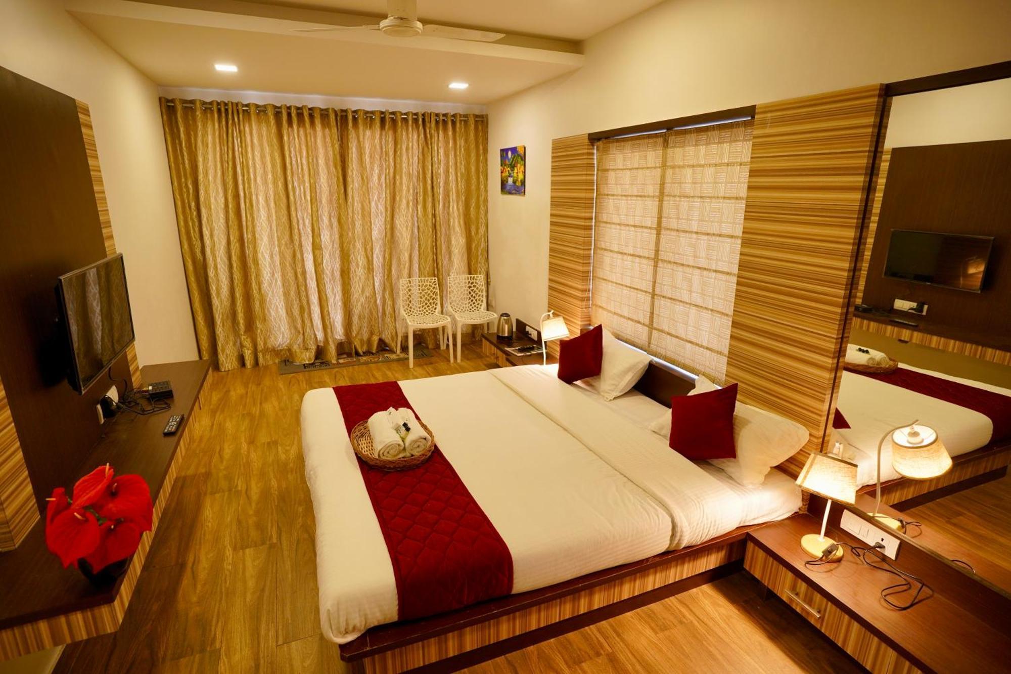 Costa Fortune- Luxury 3 Bedroom With Mind Blowing Mountain And Valley View Villa