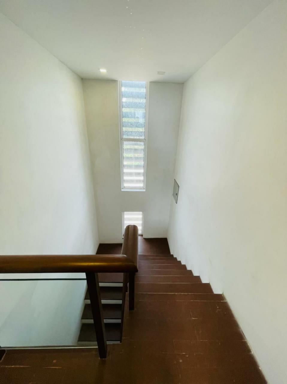 Costa Fortune- Luxury 3 Bedroom With Mind Blowing Mountain And Valley View * Kodaikanal