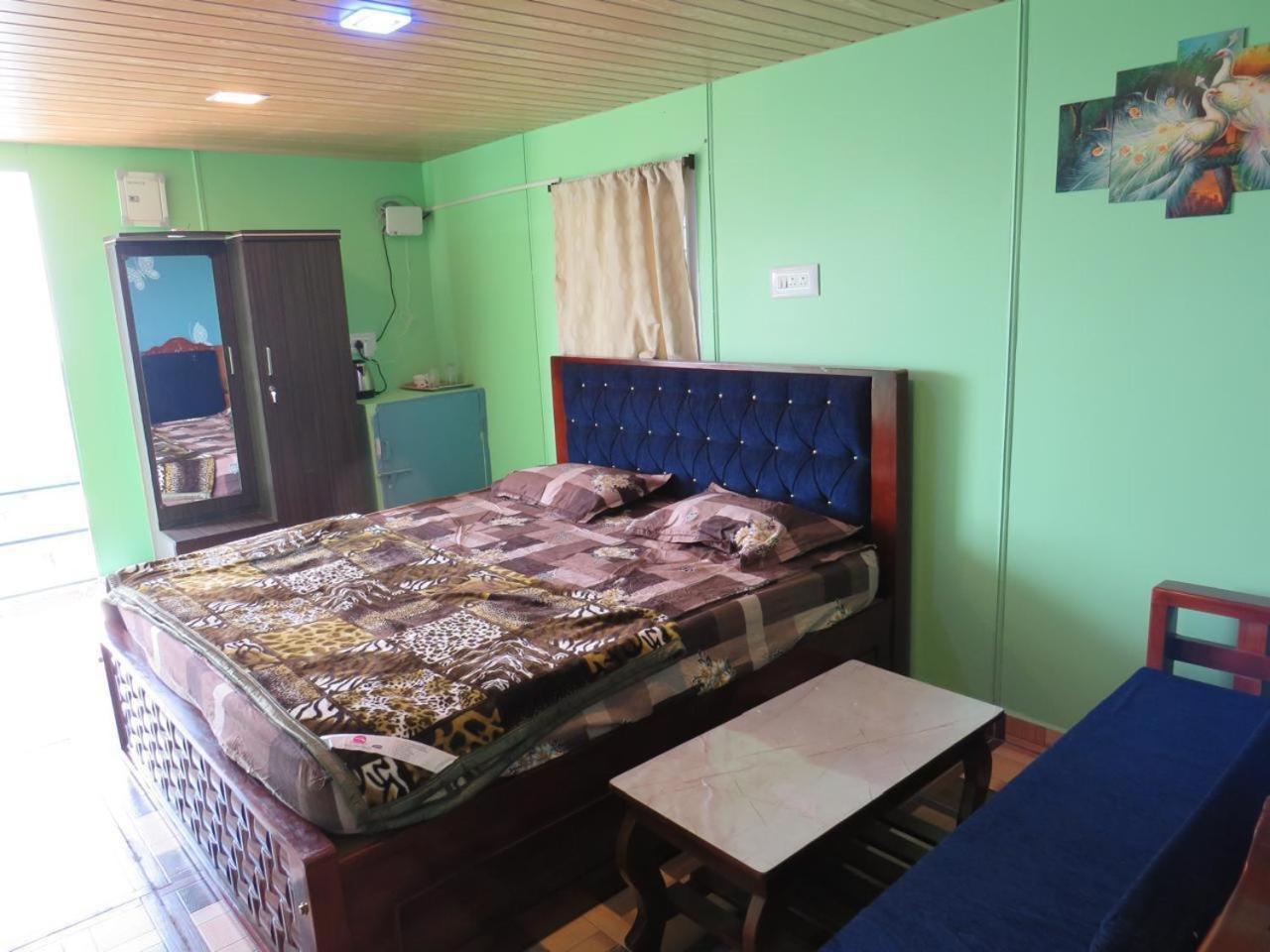 Holiday home Little Heaven The Container Kodaikanal