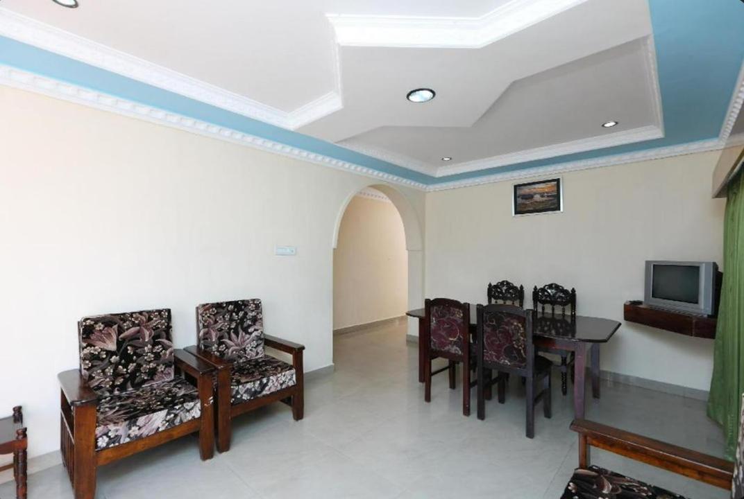 Hotel Gurupriya