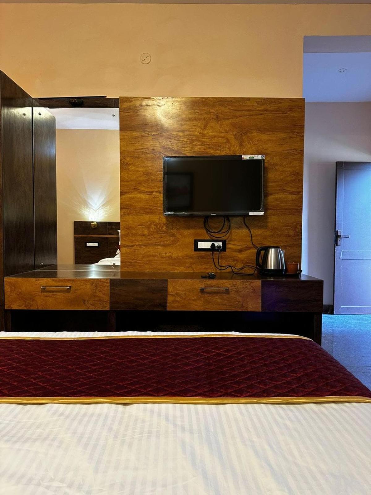 Homestay Rd Residency