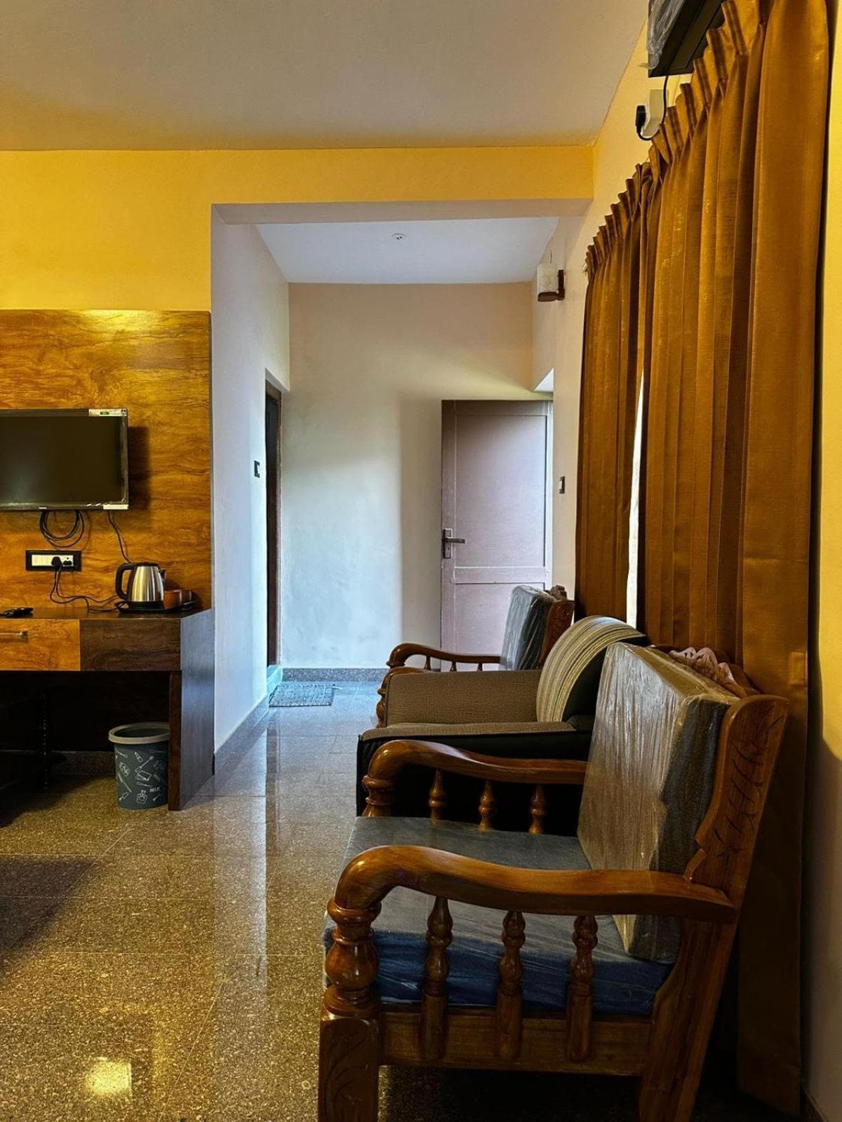 Rd Residency Homestay *