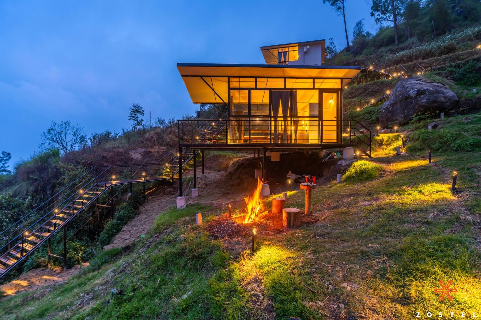 Zostel Poombarai, * Kodaikanal