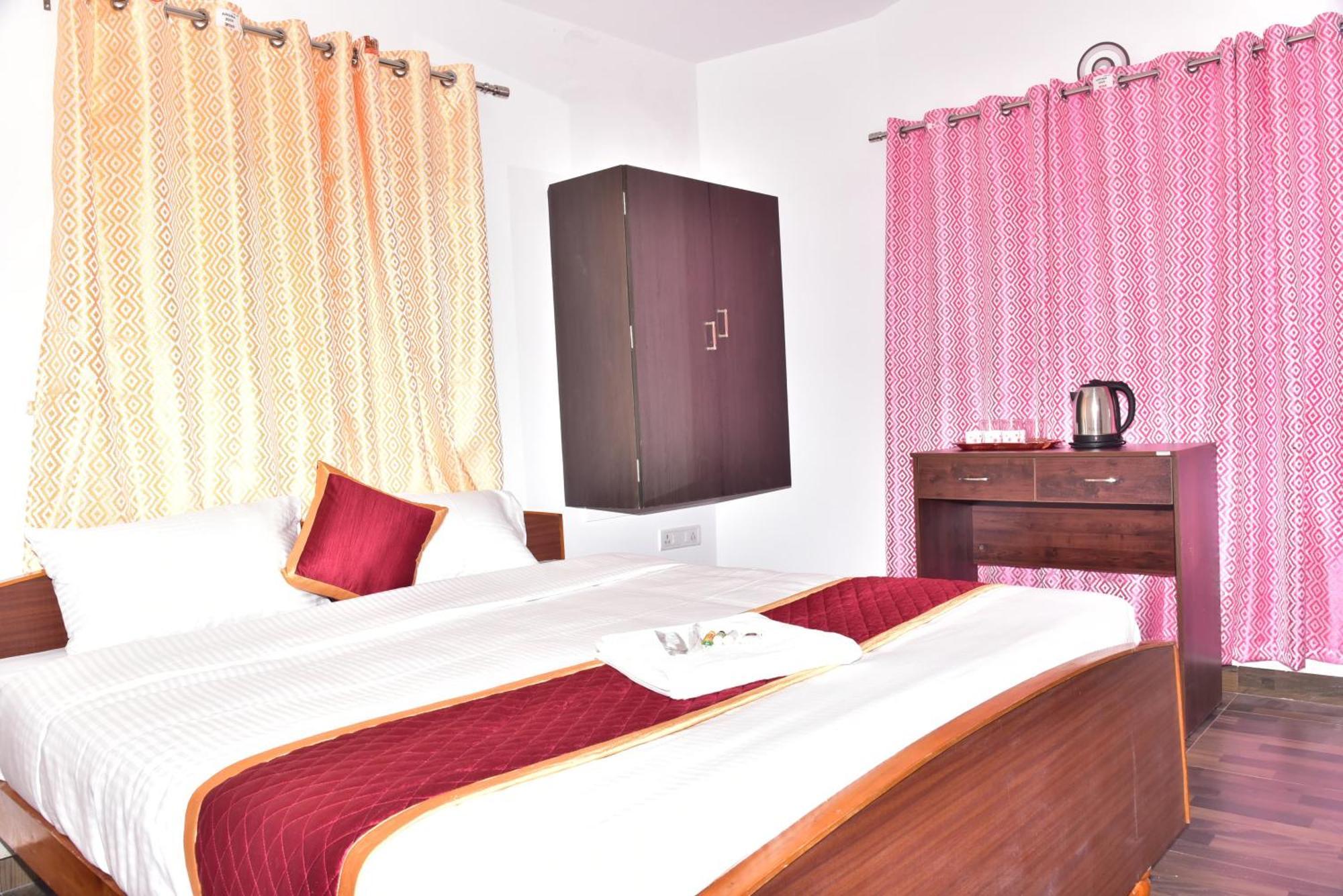 Dasara Homestay *