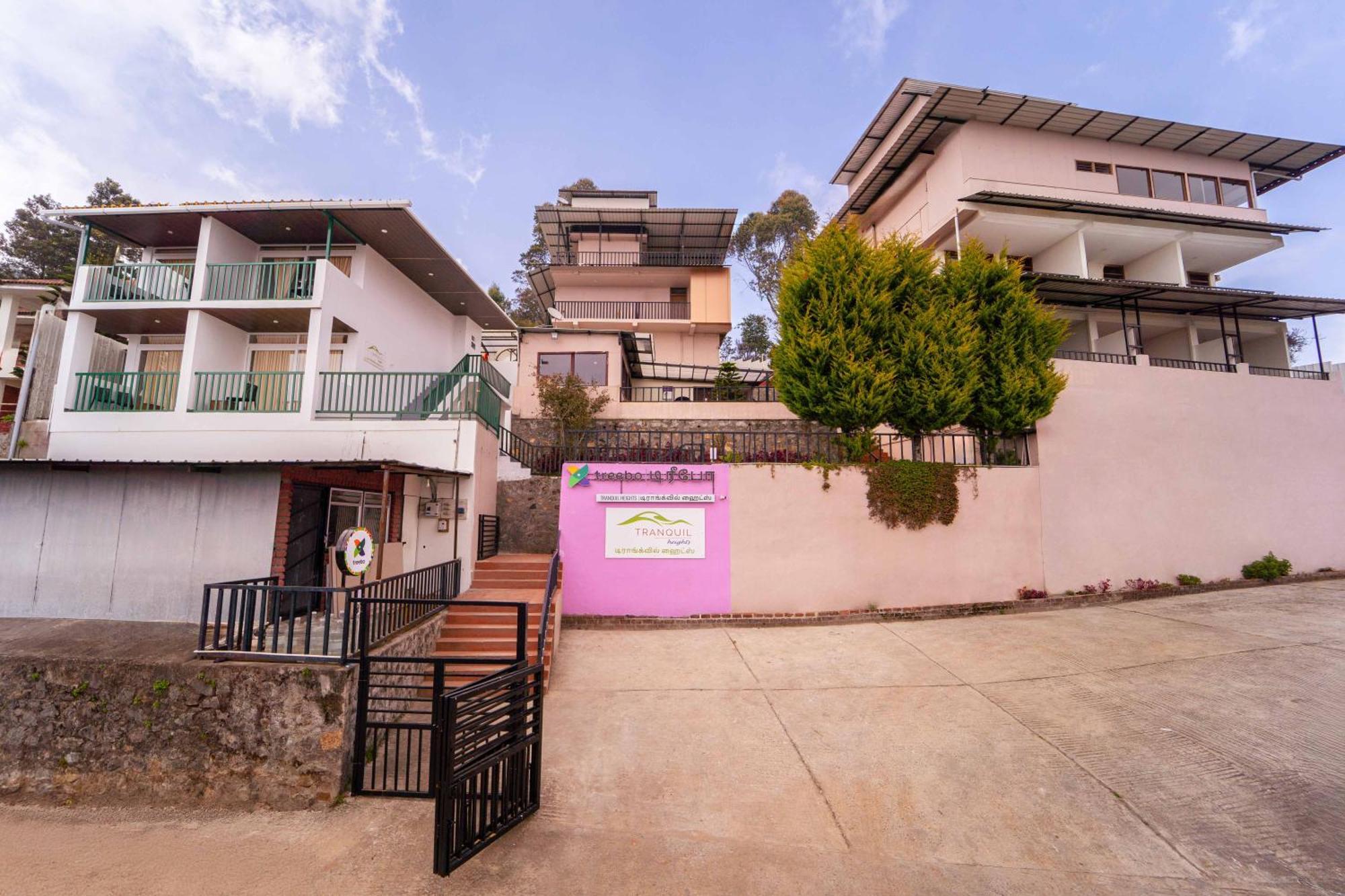 Treebo Tranquil Heights With Scenic View Hotel
