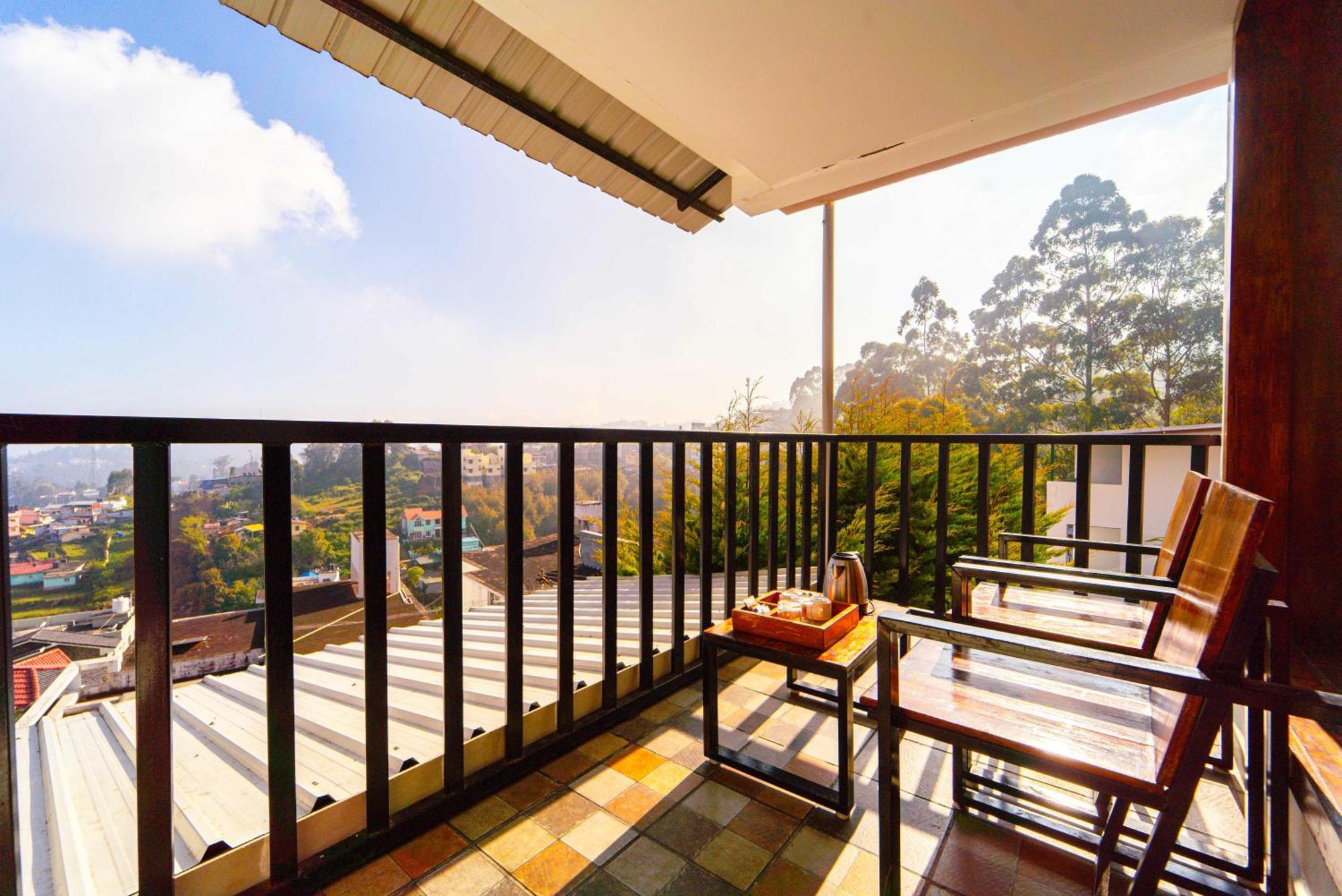 Treebo Tranquil Heights With Scenic View Hotel