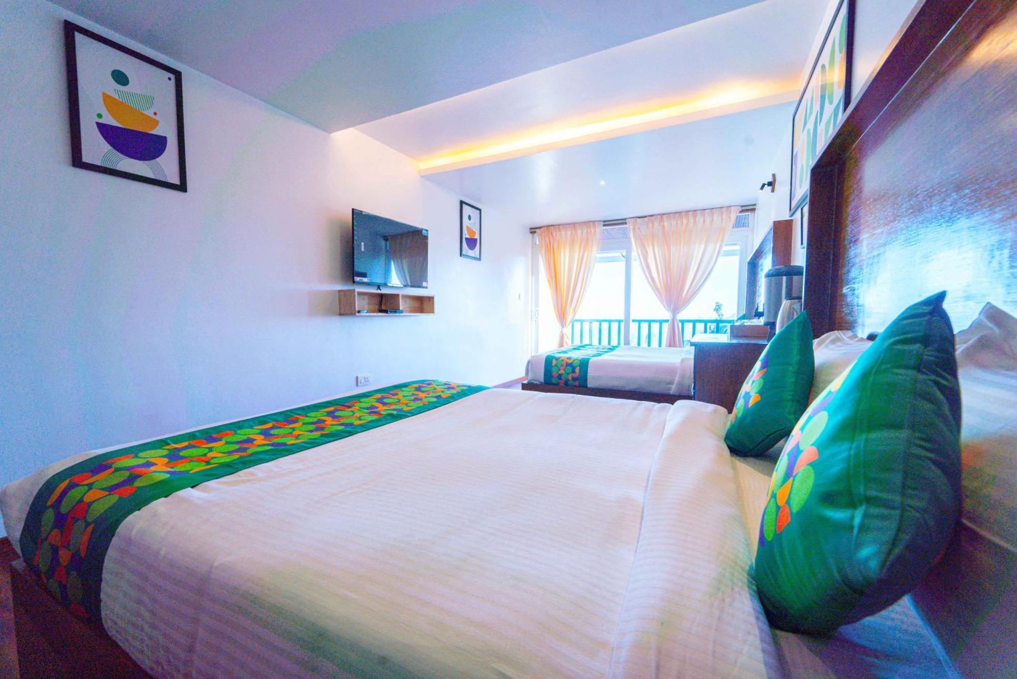 Hotel Treebo Tranquil Heights With Scenic View 3*