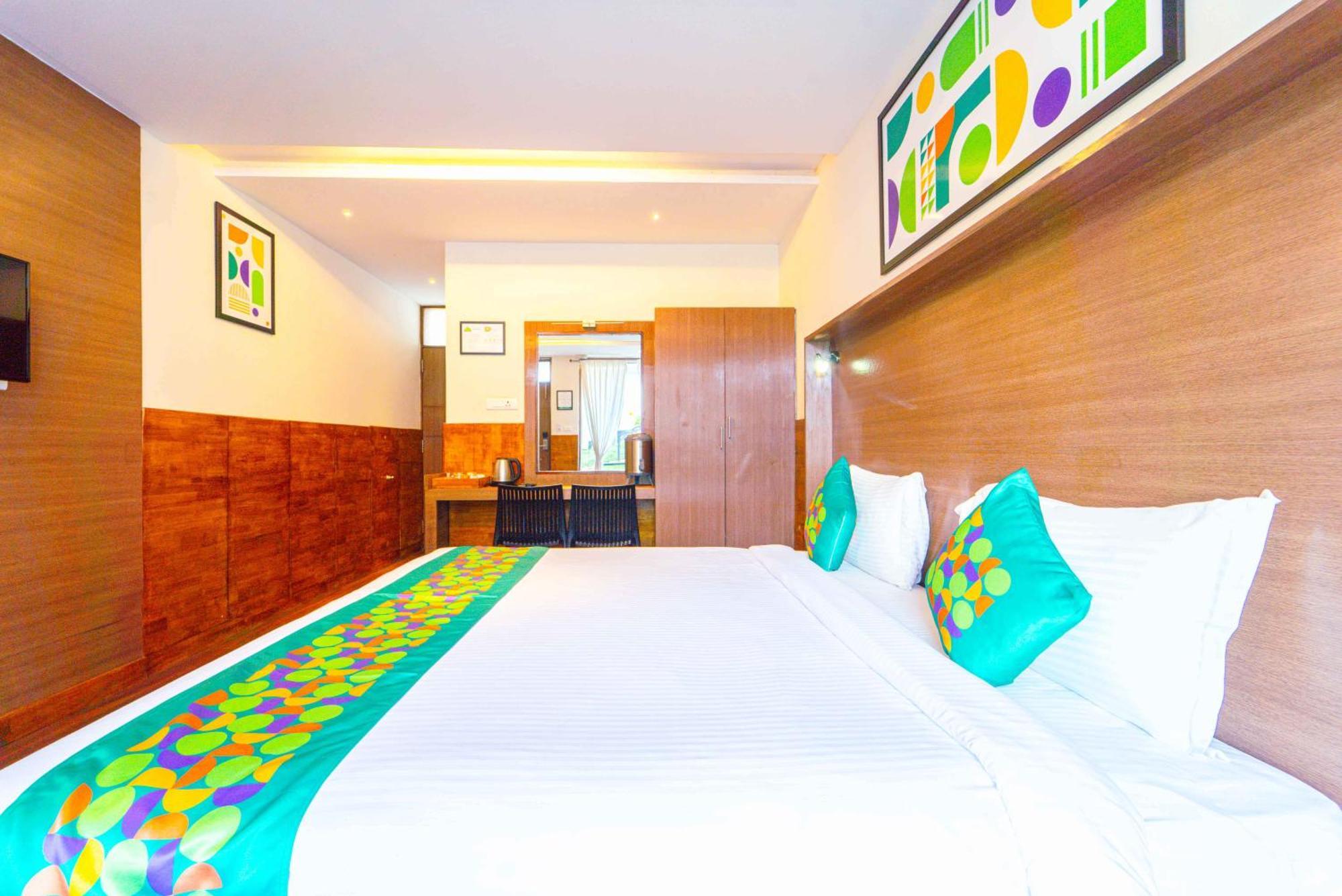 Hotel Treebo Tranquil Heights With Scenic View