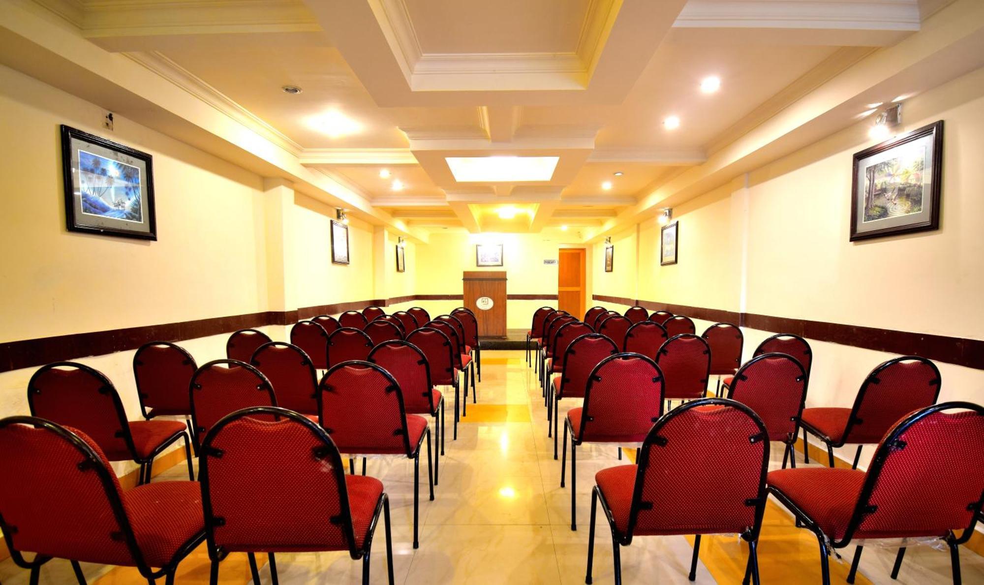 New Carnival Hotel 3*