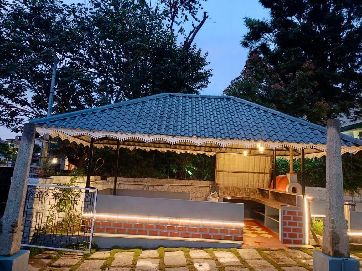 Holiday home Pear Valee View