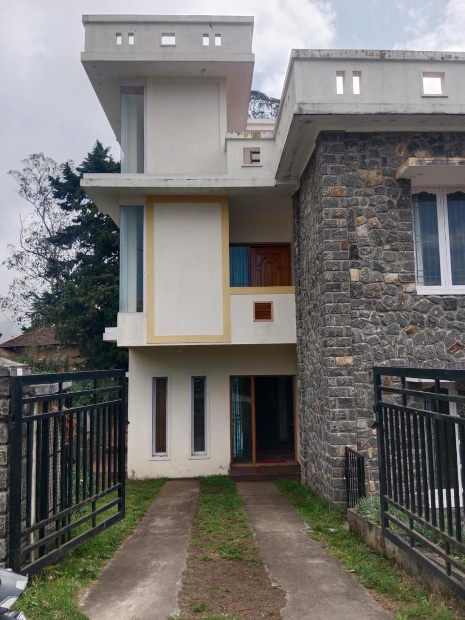 Lemon Holidays Kodaikanal