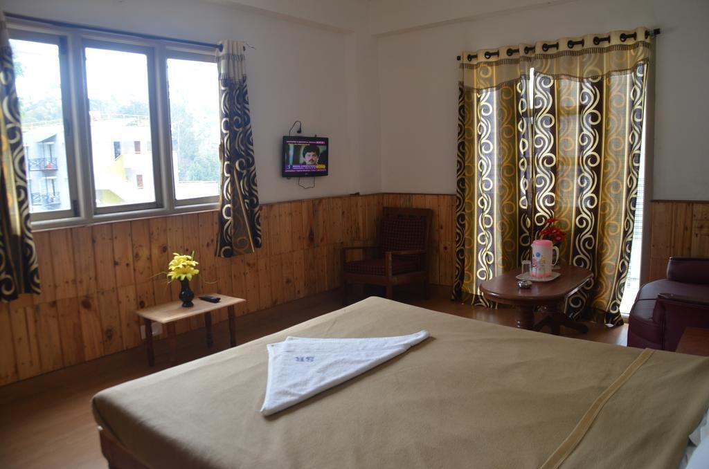 Lodge Sarvesh Residency