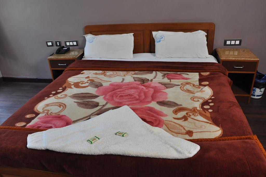 Grand Paradise Hotel 3*