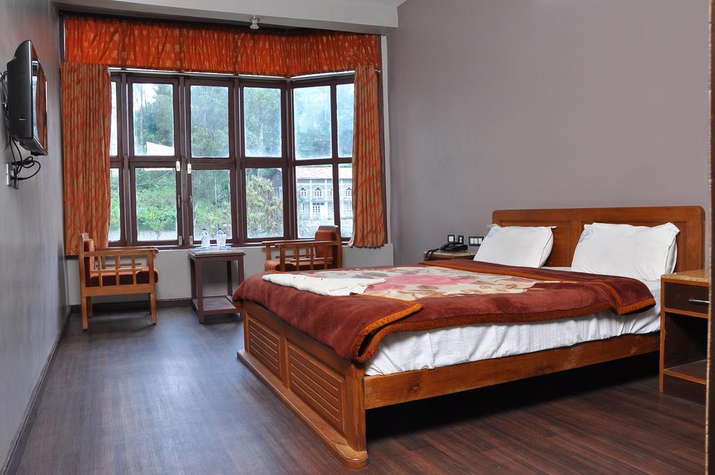 Grand Paradise Hotel 3*