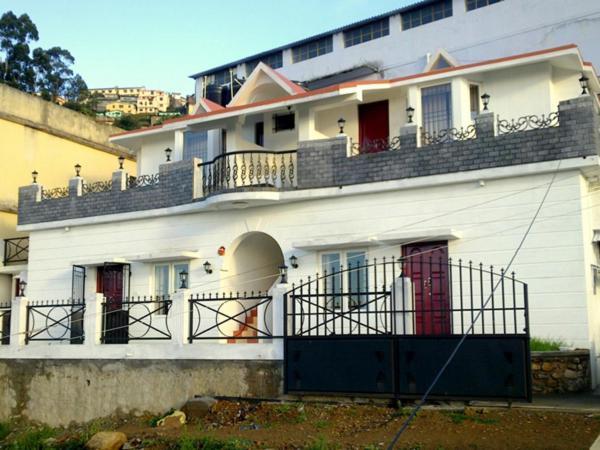 B's Hive Kodaikanal