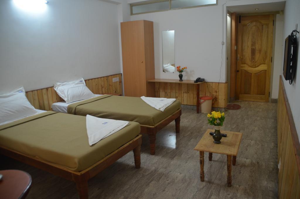 Sarvesh Residency Lodge *