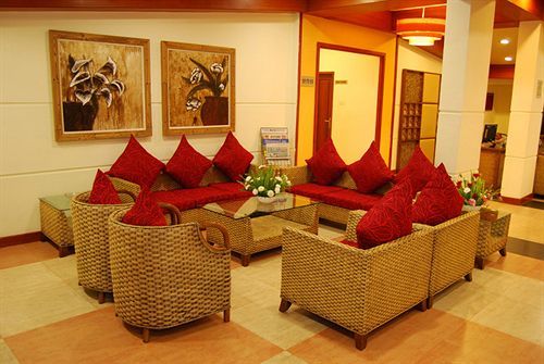 Benzz Park Family Hotel