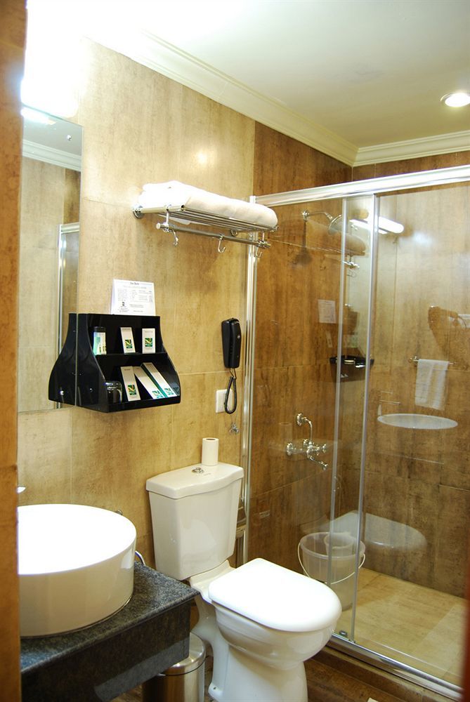 Benzz Park Family Hotel