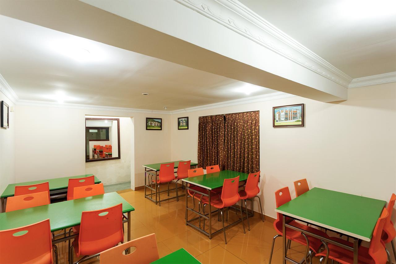 Hotel Fabhotel Cool 3*