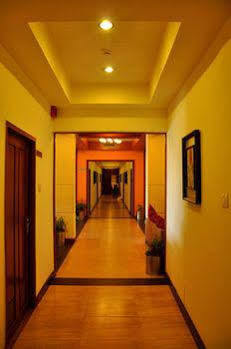 Hotel Benzz Park Family 3*